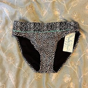 Bikini bottoms size 14. Beach Diva new with tags. Patterned.